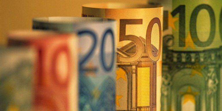 Jak zarabiać w sieci? ebizpro.pl